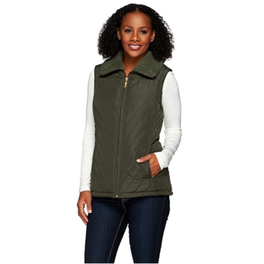 NEW Quilted Vest with Faux Sherpa Lining, Large - Picture 3 of 7
